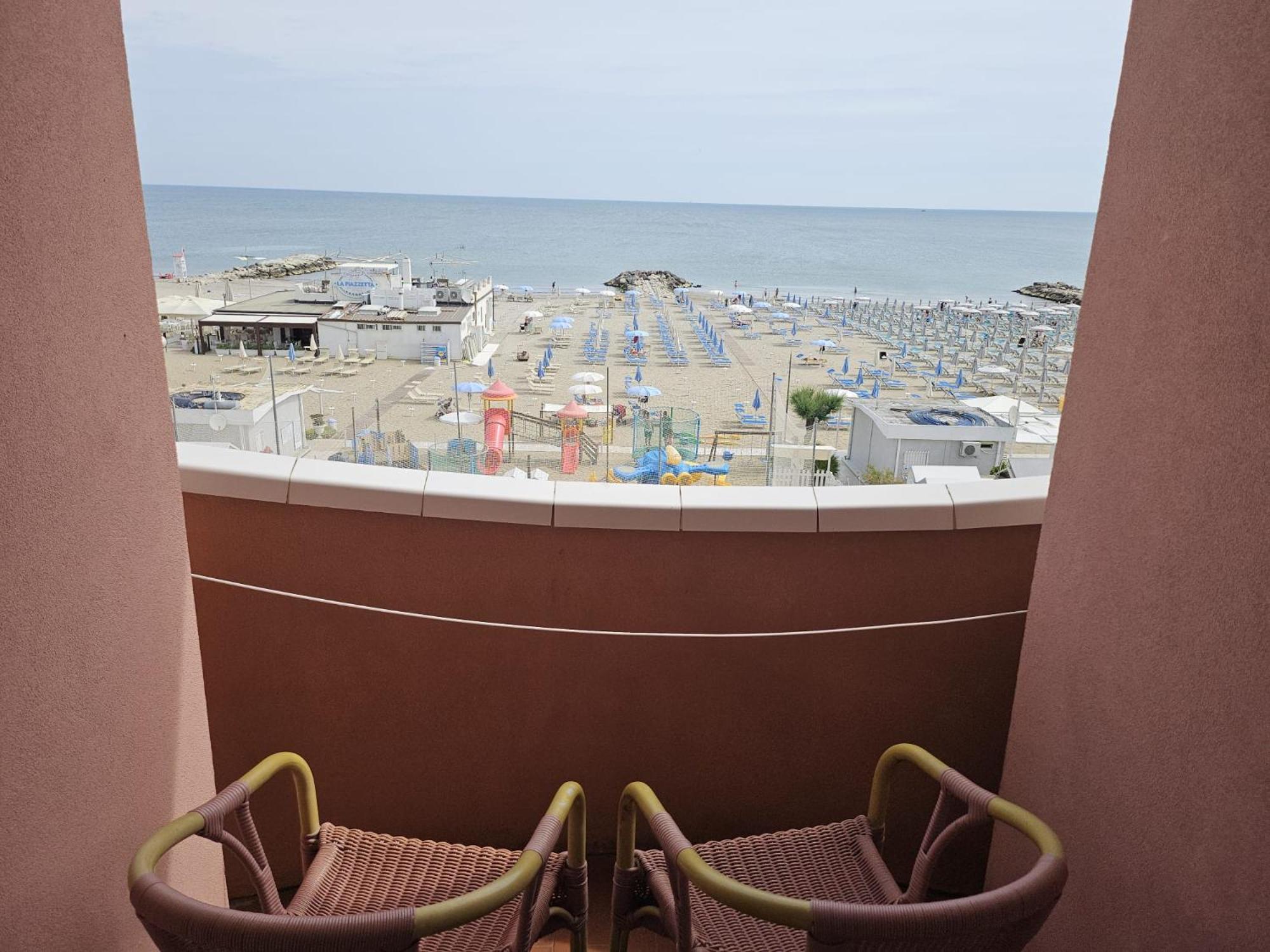 Hotel Villa Rosa 米萨诺阿德里亚蒂科 外观 照片