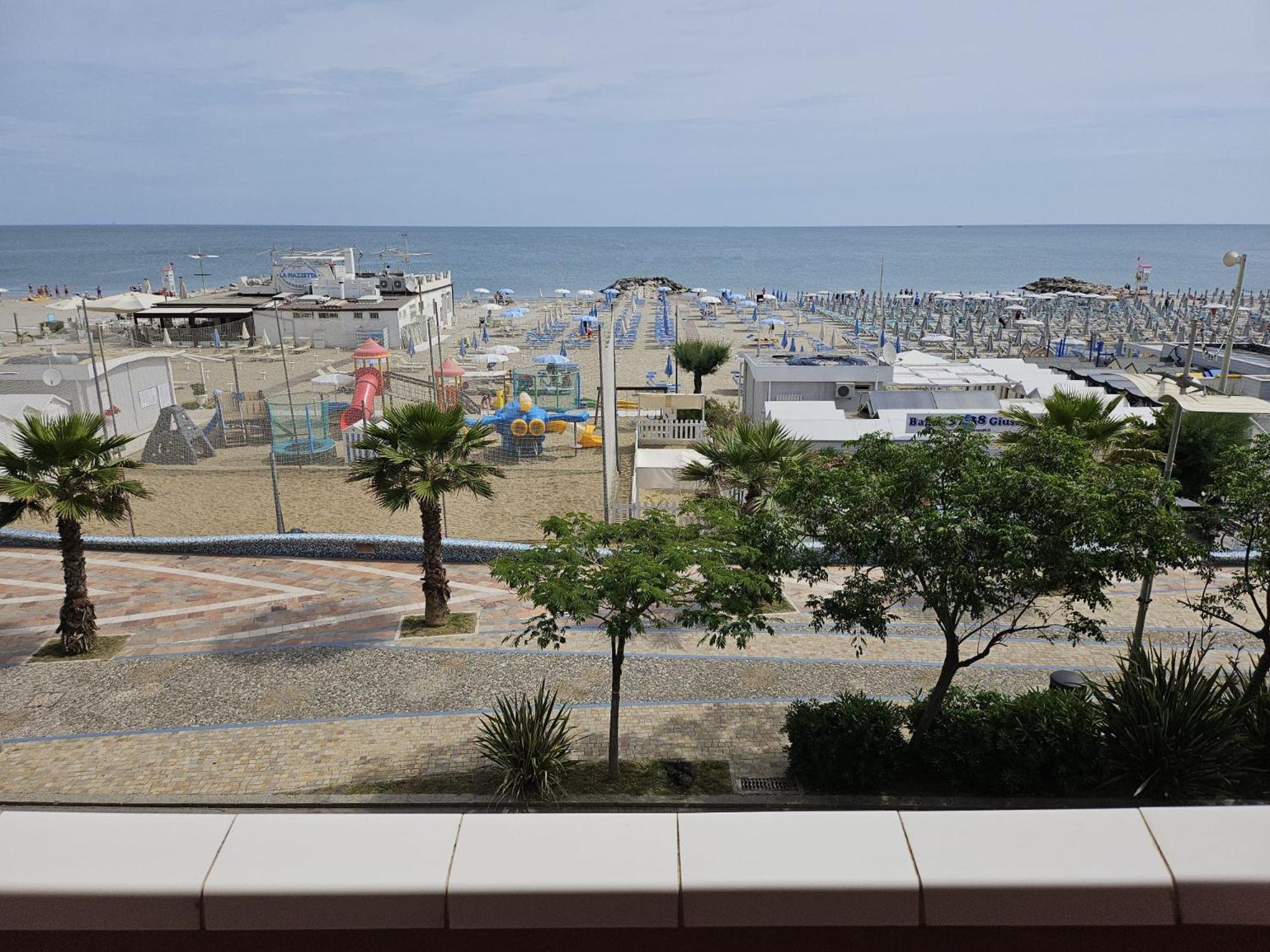 Hotel Villa Rosa 米萨诺阿德里亚蒂科 外观 照片